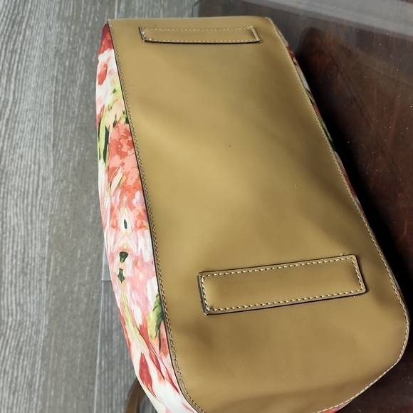 Calvin Klein floral pink and green small tote bag - Picture 10 of 12